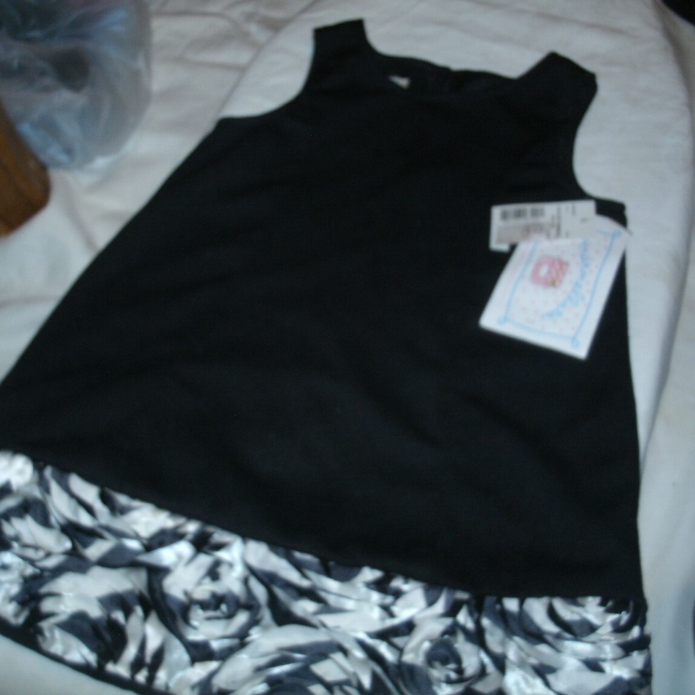 🥊#324 NWT Black Working Dress with Awesome Bottom